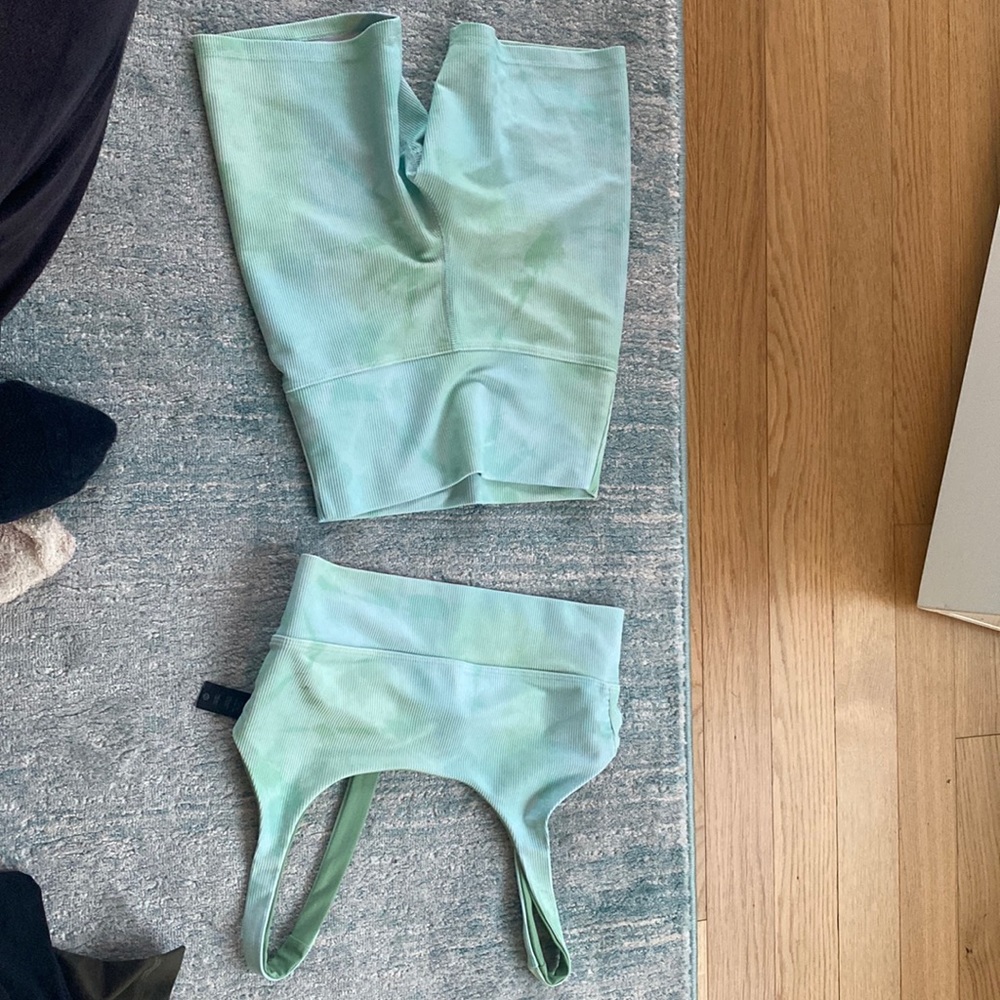 Beachriot set